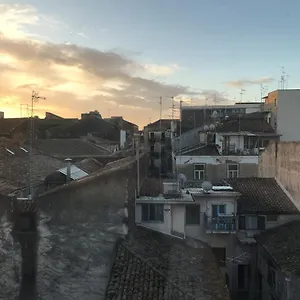  Casa vacanze Conte Ruggero Centralissimo